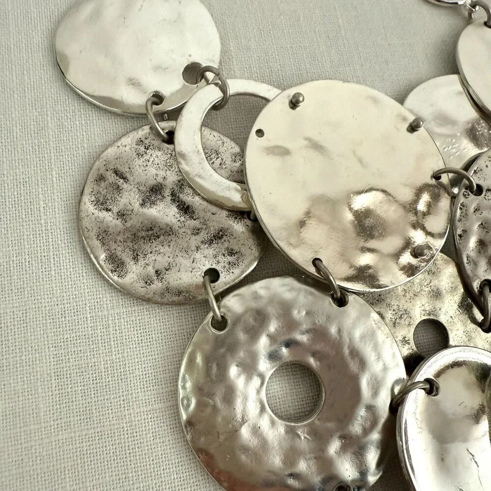 Chicos Hammered Disc Bib Necklace 17 to 20in Silver Tone Statement Chain - Picture 14 of 15